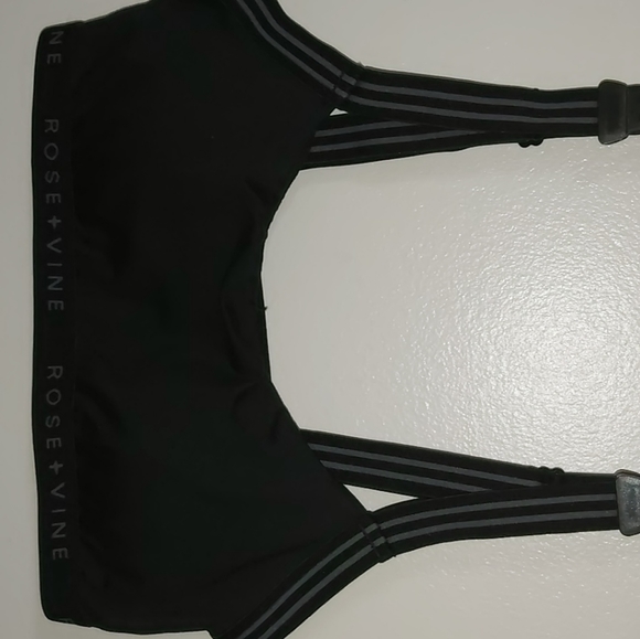 Not worn. No longer want it. - Picture 3 of 3